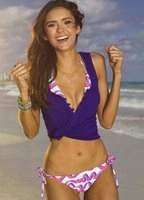 NINA DOBREV