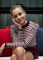 ESTER EXPOSITO