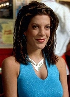 TORI SPELLING