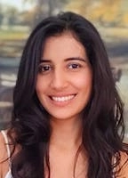 AYN ZOYA