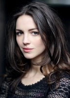 ELLA HUNT