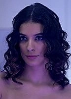 LAYSLA DE OLIVEIRA